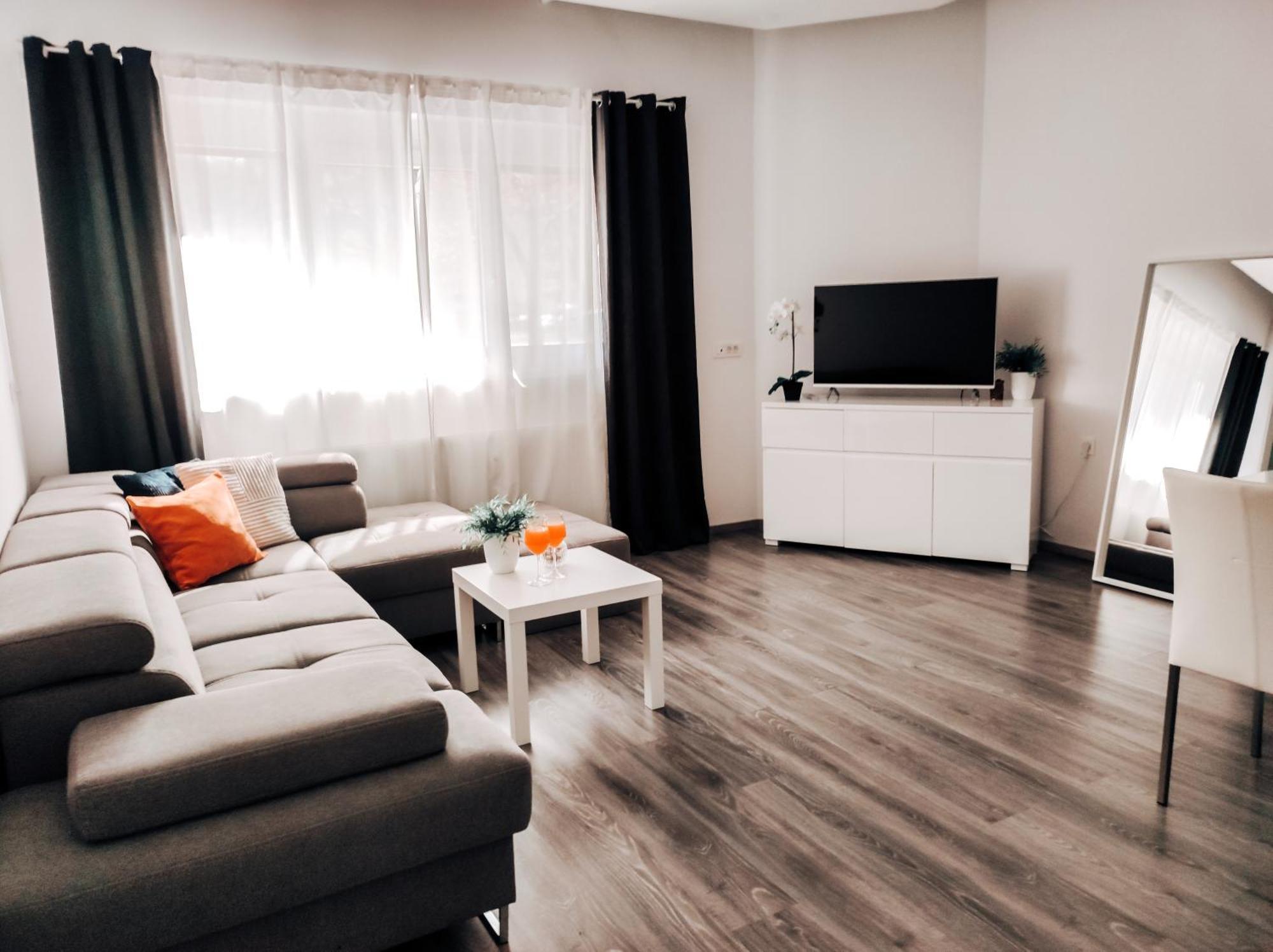 Apartment Kino Ljubljana Extérieur photo