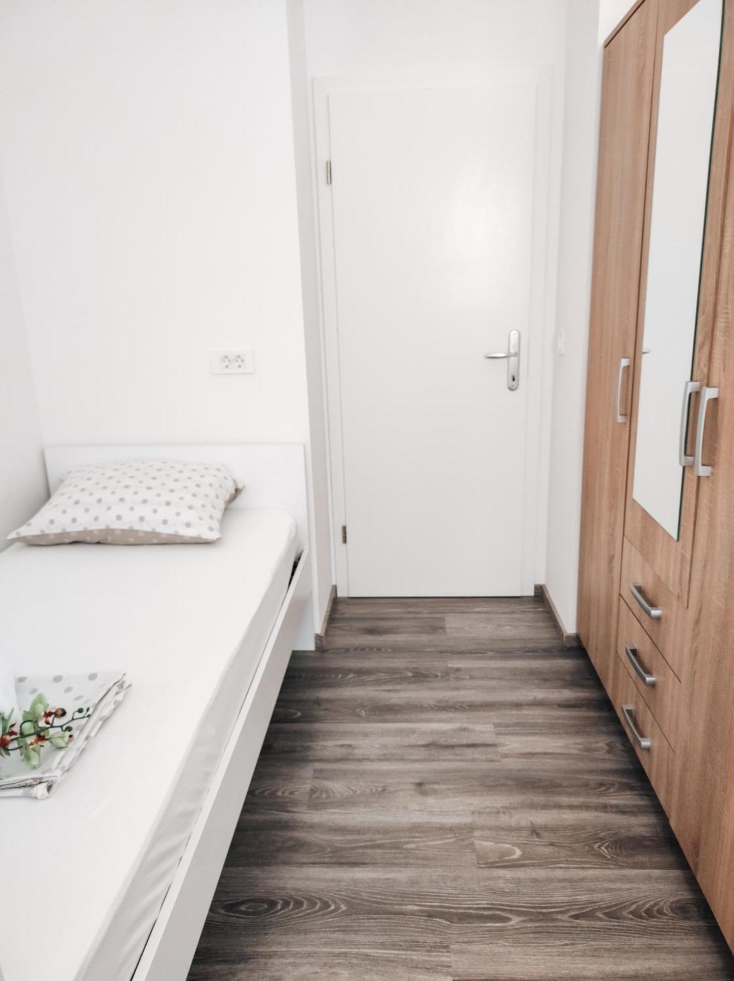 Apartment Kino Ljubljana Extérieur photo